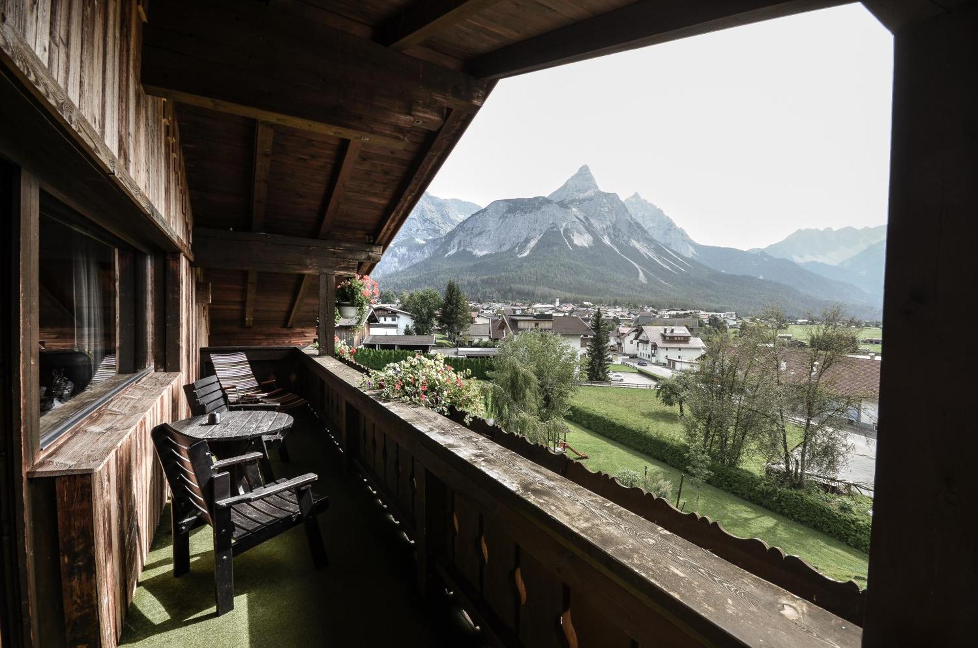 Hotel Ehrwalderhof 외부 사진